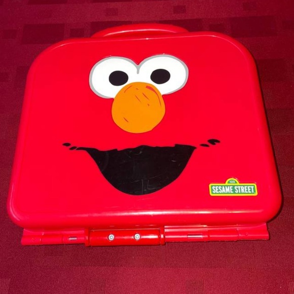 Playskool Elmo’s On-The-Go Letters (Alphabet in Case) - Picture 10 of 12
